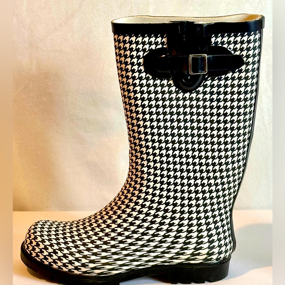 Black Houndstooth Rain Boots-Puddles, NWOT
